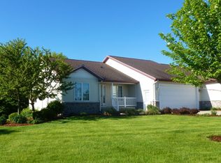 6582 Ravine View Rd SE, Caledonia, MI 49316