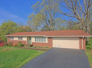 5146 Craun Ln, Roanoke, VA 24019