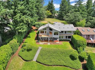 3980 N Shasta Loop, Eugene, OR 97405