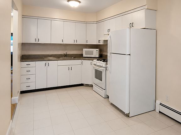 2nd image of 4311 69th St #2