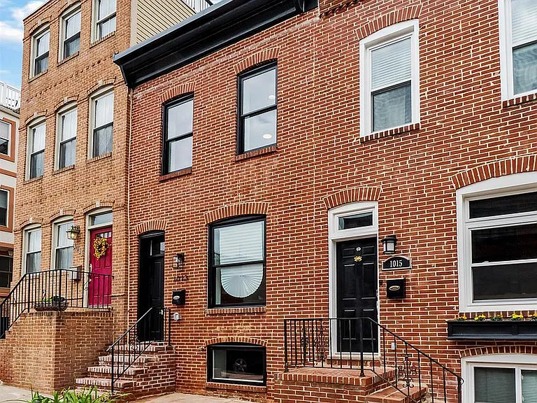1013 S Baylis St — Photo 48