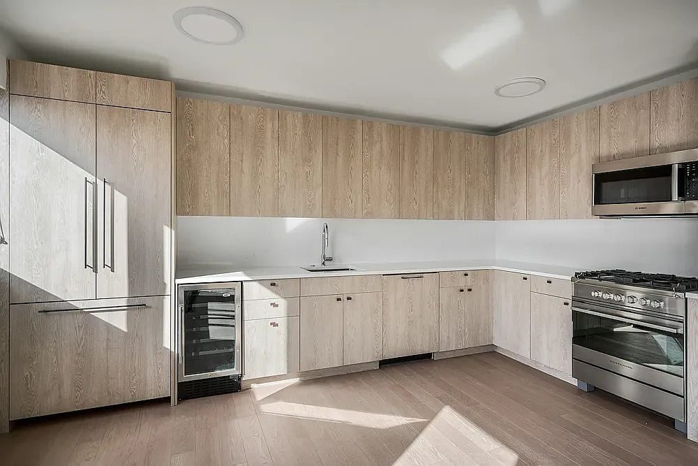 220 East 72nd Street — Photo 1