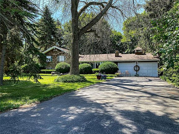 4th image of 311 Lake Shore Dr