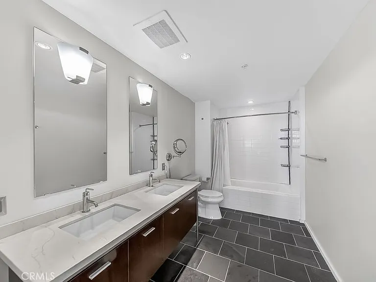1155 S Grand Ave #1707 — Photo 19