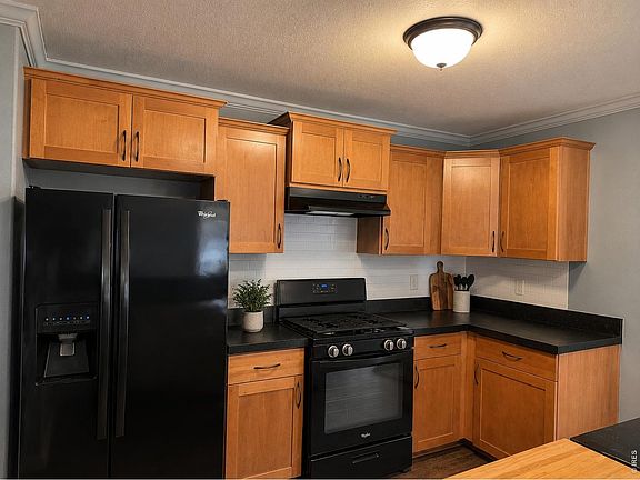5th image of 316 Barnard Ct #87