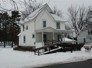 4061 Wayne St, Williamson, NY 14589