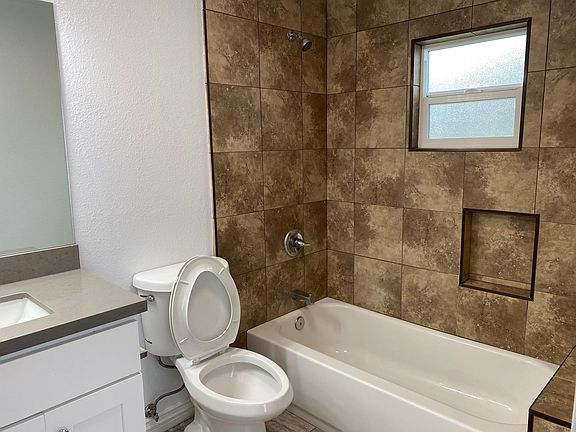 5th image of 4014 N 3rd Ave