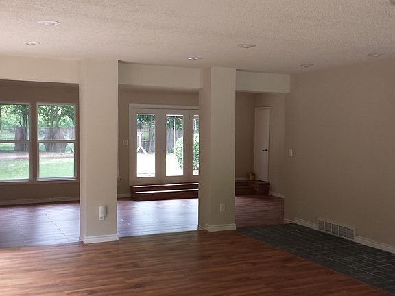 4th image of 11825 Quincy Ln
