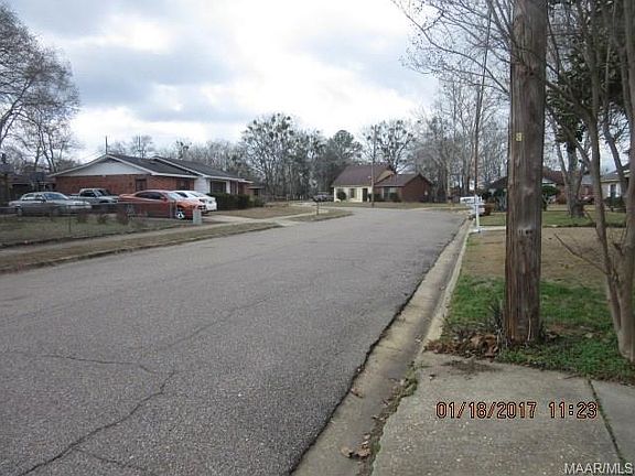 2nd image of 4569 Hurlston Dr