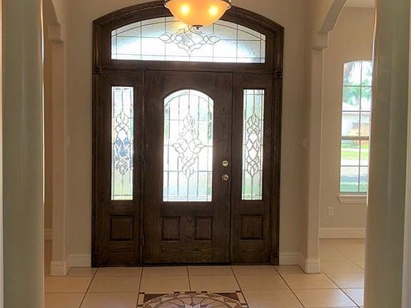 4th image of 1406 Sheri Lee Dr