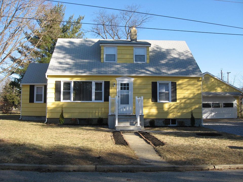 1 Vanada Court. 3-4 Bedroom Cape