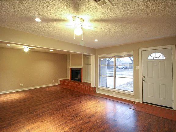3rd image of 3730 Lisa Ln