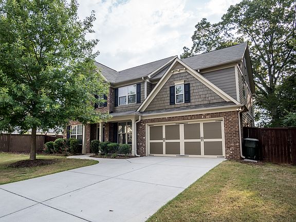 3rd image of 309 Rockmann Ln