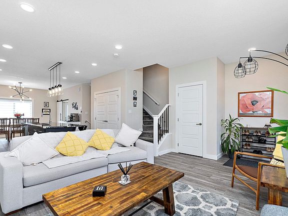 5th image of 7819 Yorke Rd NW