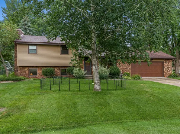 11305 Bertram Rd, Machesney Park, IL 61115