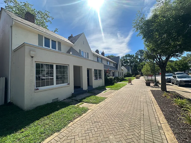 10238 Warwick Blvd — Photo 8