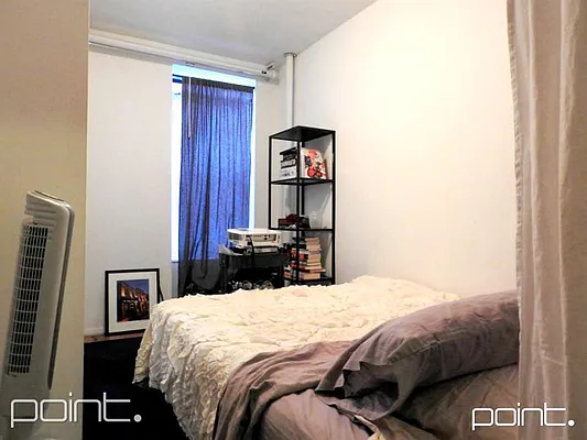 Rented by Point NYC | media 36