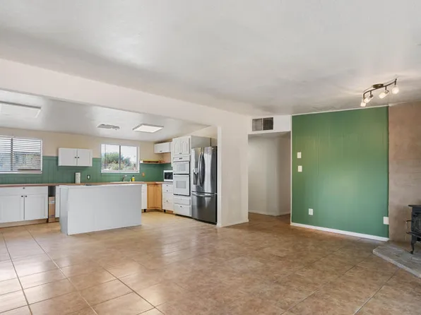 6637 Galleta Ave, Twentynine Palms, CA 92277