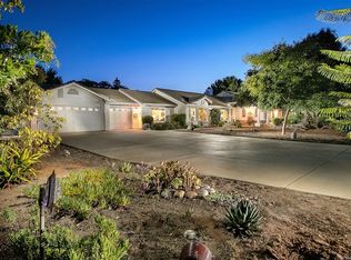 10525 Burned Oak Ln, Escondido, CA 92026
