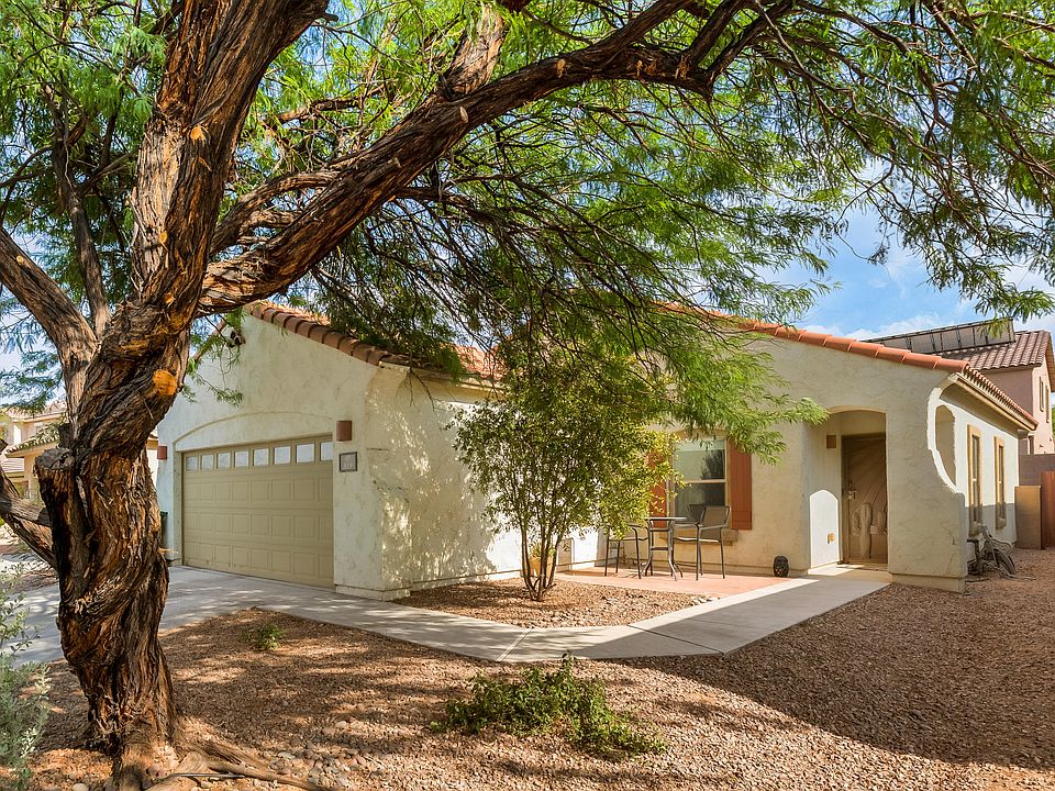 1st image of 819 W Calle Muro Fuerte
