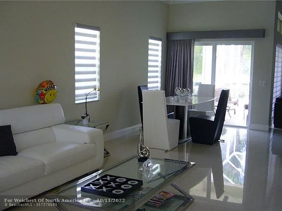 3rd image of 4467 Foxtail Ln