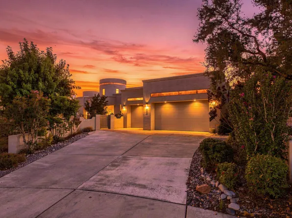8223 Desert Lily Ln NE, Albuquerque, NM 87122