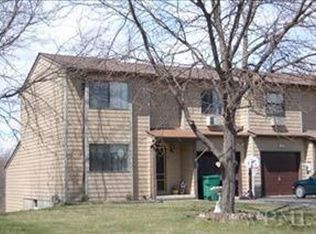 51 Hamlet Ct, Wappingers Falls, NY 12590
