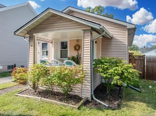 1375 Ruffner Ave, Birmingham, MI 48009