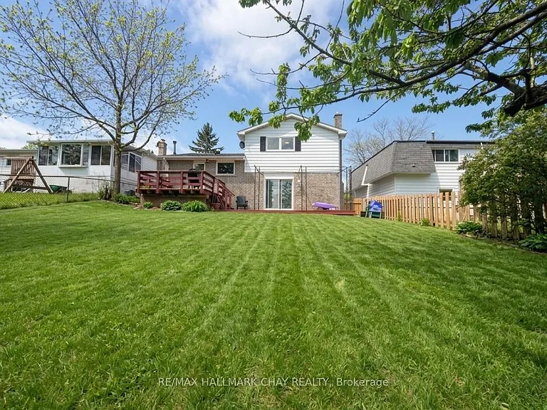 19 Carol Rd — Photo 27