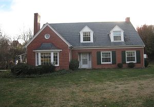 723 Geneva Circle