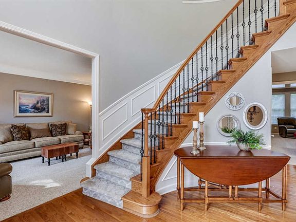 3rd image of 8507 Newbury Ct N #102
