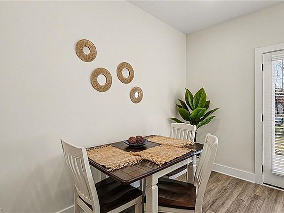 5th image of 4661 Canter Park Ln