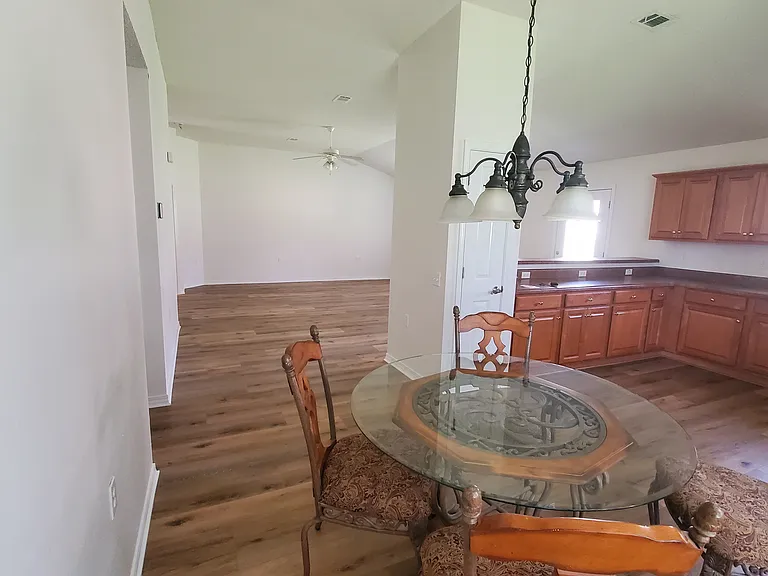 9833 Crestmont Cir — Photo 9
