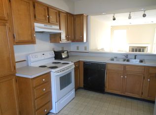 3221 C Cypress Park Rd, Greensboro, NC 27407