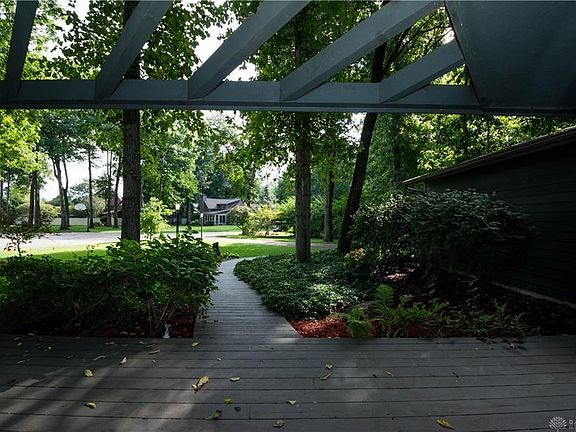 2nd image of 660 Blossomwood Ct