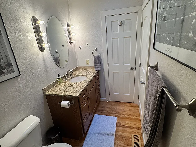 2300 Barrett Rd — Photo 21
