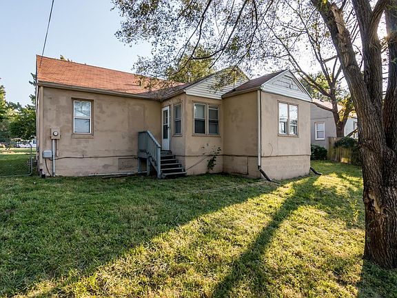 4th image of 11241 Highridge Dr