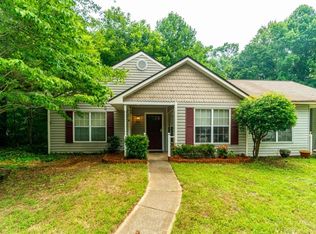 5136 Farm Place Dr NE, Woodstock, GA 30188