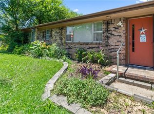 705 E Sumac St, Rogers, AR 72756