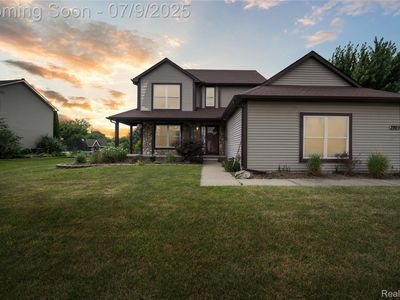 2869 Laurel Oak Dr, Howell, MI, 48855
