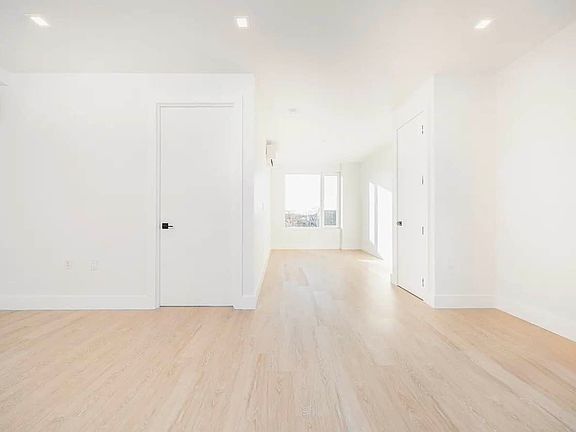5th image of 1351 Brooklyn Ave #3C