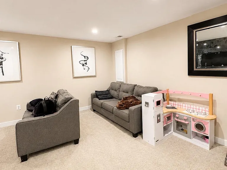 11214 Meridian Hill Way — Photo 8