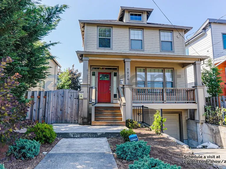 7924 SE Raymond St #B — Photo 1