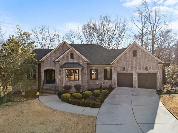 204 Ashlawn Ct, Florence, AL 35634