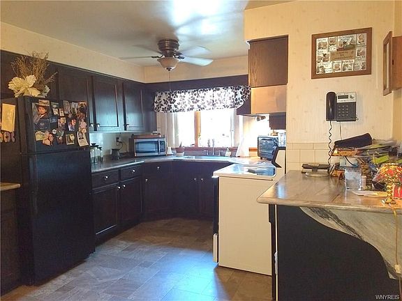 4th image of 8717 3rd Ave