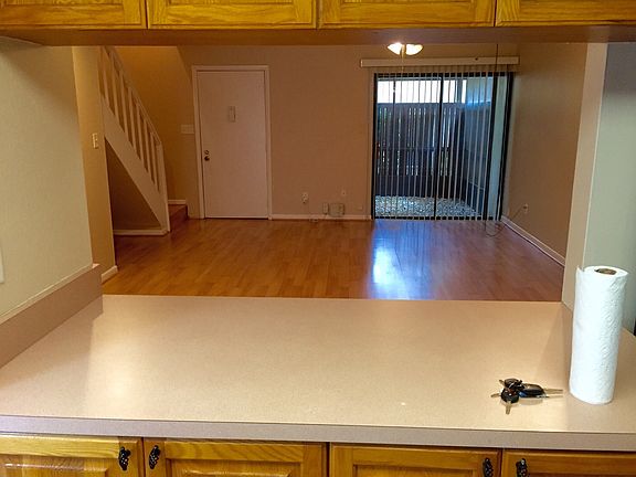 4th image of 7918 Tangerine Dr