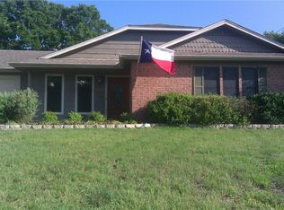 4406 Meadowbrook Dr, Bryan, TX 77802