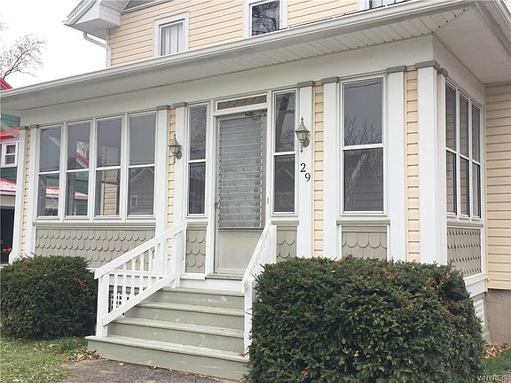 3rd image of 29 Northview Park