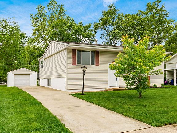 2nd image of 285 Imperial Dr