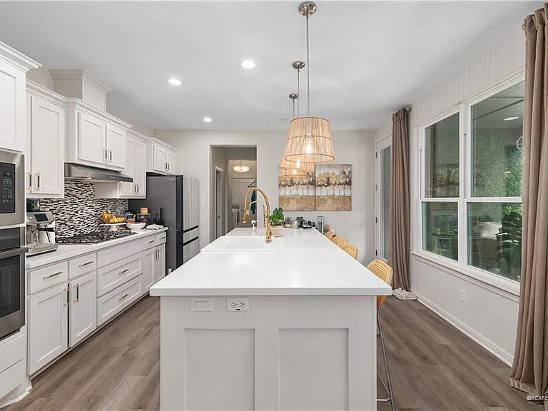 1305 Xavier Ave — Photo 15